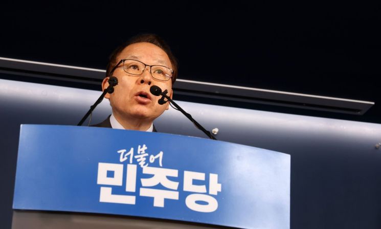 (종합)전남광주특별시장 경선 '8명 뛰고 5명으로 압축'