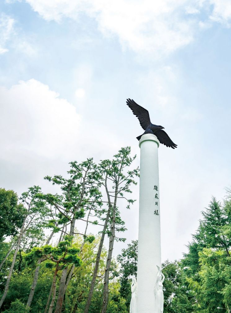 부산대, 밀양캠퍼스 상징 조형물 건립 본격 추진…총장 1000만원 기부