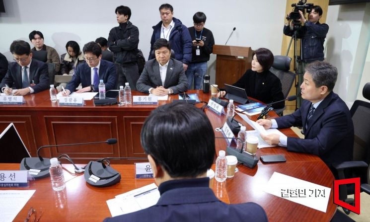 [포토] 발언하는 김영배 외통위 여당 간사