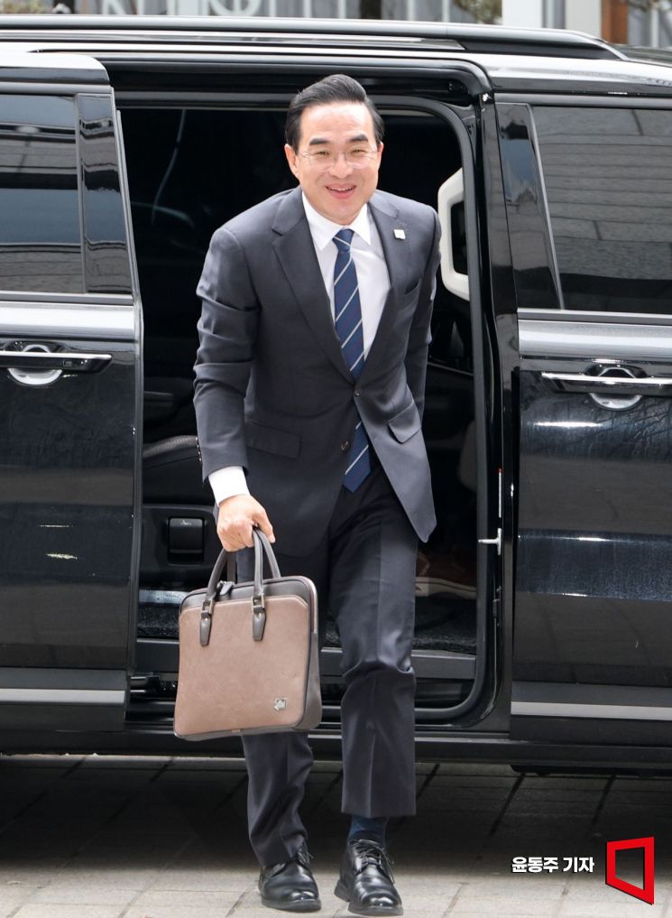 [포토] 박홍근 기획예산처 장관 후보자 출근