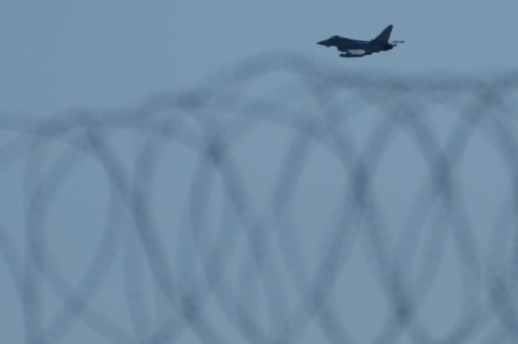 '값싼 드론'vs'고가 미사일' 비대칭 소모전 셈법에 美 흔들릴까