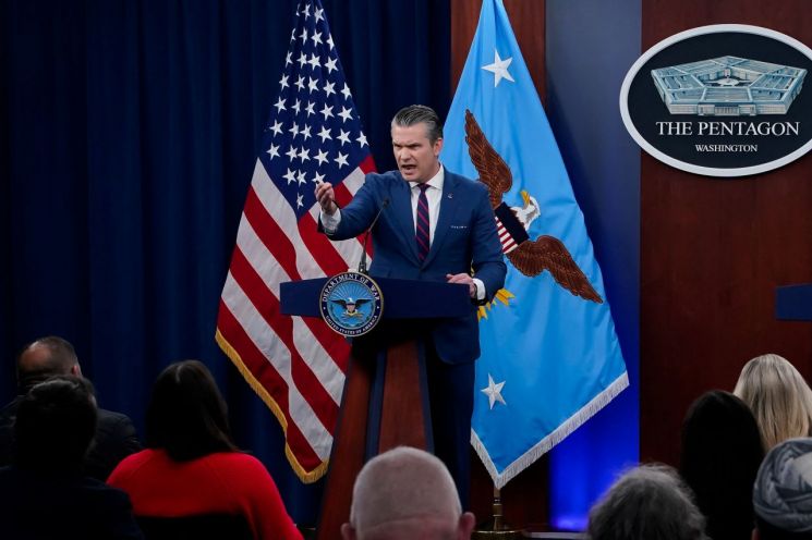 '값싼 드론'vs'고가 미사일' 비대칭 소모전 셈법에 美 흔들릴까