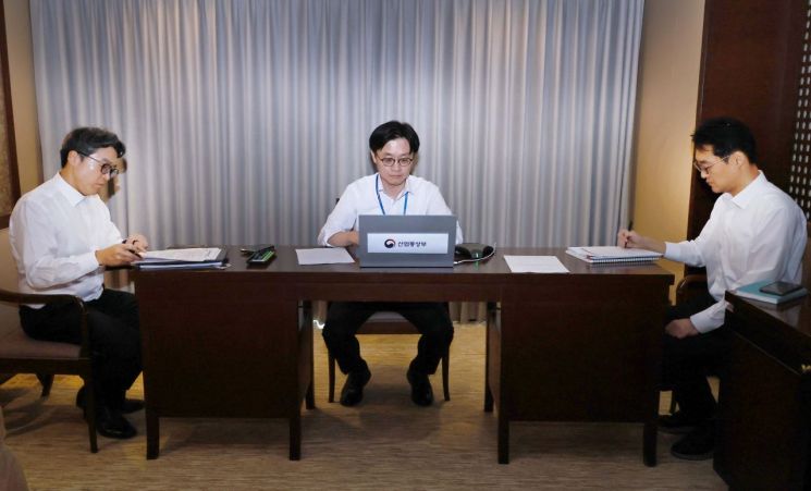 산업부, 이란 사태 '대책반'→'대응본부'로 격상…호르무즈 봉쇄 가능성 전면 대비