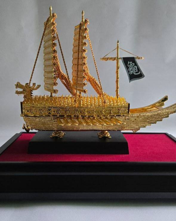 李대통령, 필리핀 대통령에 '금거북선'·'공군 항공 점퍼' 선물