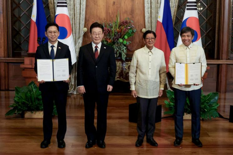 한·필리핀, 양해각서 10건 체결…디지털·방산·농업 협력 확대