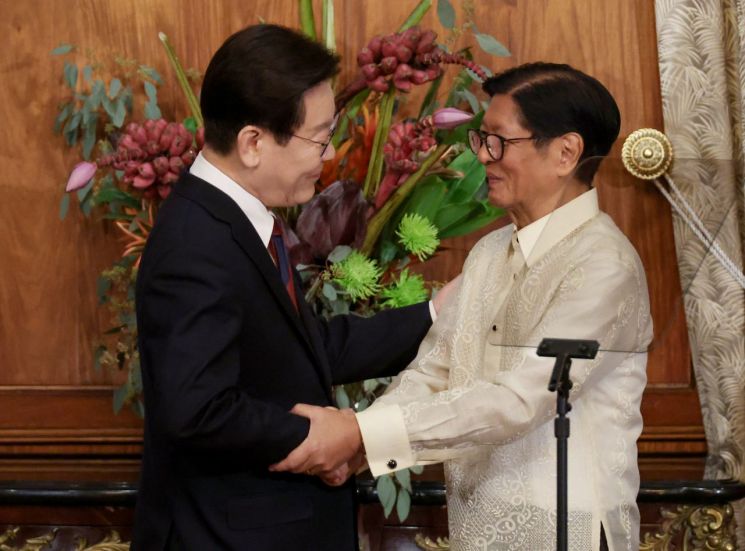 李대통령 "한·필리핀, 조선 잠재력 무궁무진…최적의 원전 파트너"