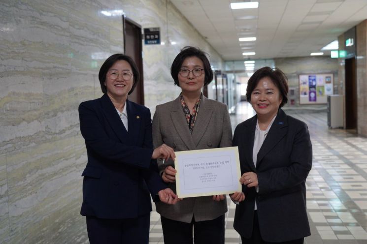 행정통합지역 광역의회 3∼5인 중대선거구로 바꾸자…민주당 임미애 등 선거법 개정안 발의