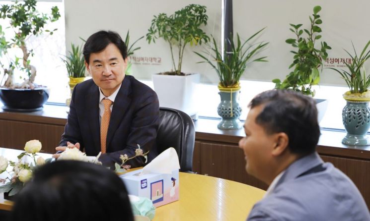 덕성여대, 캄보디아 바탐방대 초청연수 - 뉴스 썸네일 이미지