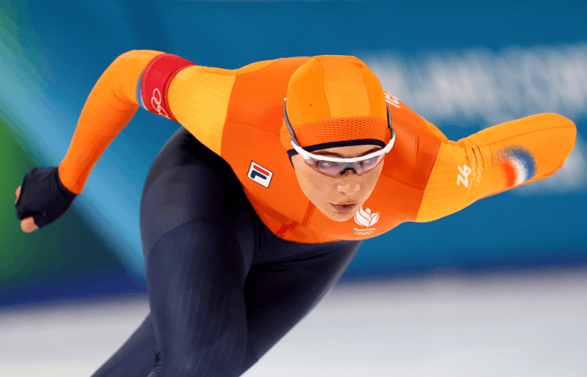 2026 밀라노·코르티나담페초 동계올림픽 스피드스케이팅 여자 1000m 종목에서 금메달을 딴 네달란드의 유타 레이르담. 우승 직후 유니폼 상의의 지퍼를 내리는 세리머니로 화제가 됐다. 연합뉴스