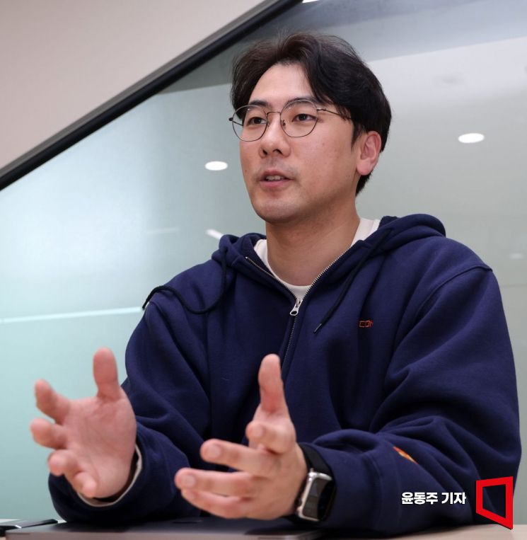 송중석 포비콘 대표가 아시아경제와 인터뷰를 하고있다. 윤동주 기자