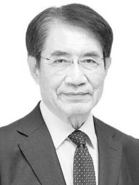 [논단]의학교육과 전공의 수련의 암울한 현실