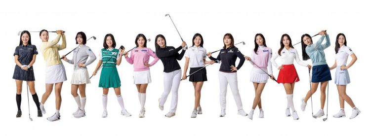 Players selected as promotional models for the 18th KLPGA are striking stylish poses. Provided by KLPGA