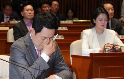 장동혁 국민의힘 대표가 9일 서울 여의도 국회에서 열린 의원총회에 참석하고 있다. 2026.3.9 김현민 기자