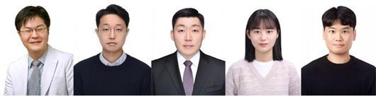 연구팀 사진. 왼쪽부터 GIST 화학과 서지원 교수, KIST 김재홍·박일수 박사, 윤재원 석사, GIST 화학과 윤희웅 박사과정생. GIST 제공