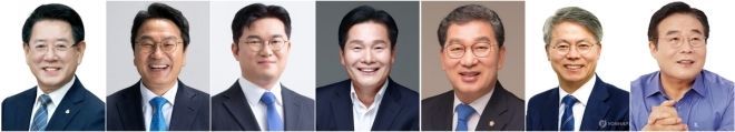 왼쪽부터 경선 후보 기호순으로 김영록, 강기정, 정준호, 주철현, 신정훈, 민형배, 이병훈 등 민주당 전남광주특별시장 후보. 연합뉴스 제공