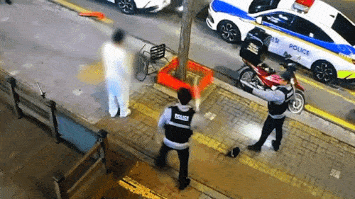 테이저건 발사 장면. 경기남부경찰청, 연합뉴스