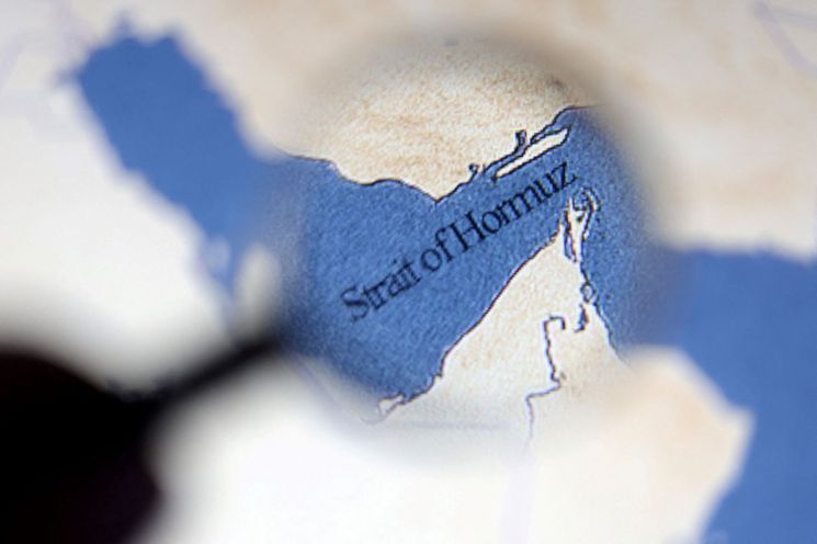 이란 전쟁으로 사실상 봉쇄된 호르무즈 해협. 로이터연합뉴스