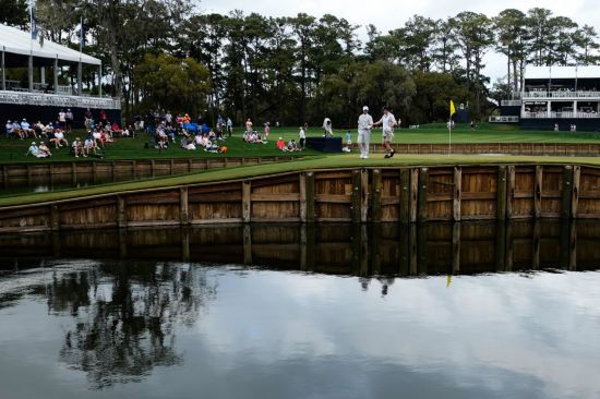 Kim Sunghyun is moving to the next hole after collapsing with a quadruple bogey on the 17th hole of the first round at The Players Championship. Ponte Vedra Beach=AP Yonhap News