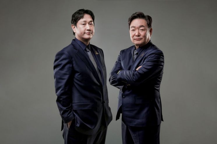 이대호(왼쪽) SBS WBC 해설위원과 이순철 위원. SBS 제공
