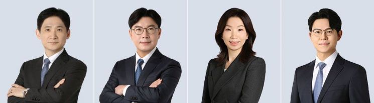 왼쪽부터 최종원, 홍석현, 김미정, 이의규 변호사. 바른