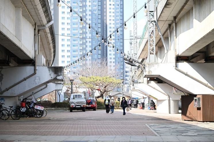 의정부시, 흥선권역 철도 하부 공간 주민 위한 새로운 공간으로 변화시킨다. 행복누리공원 모습. 의정부시 제공