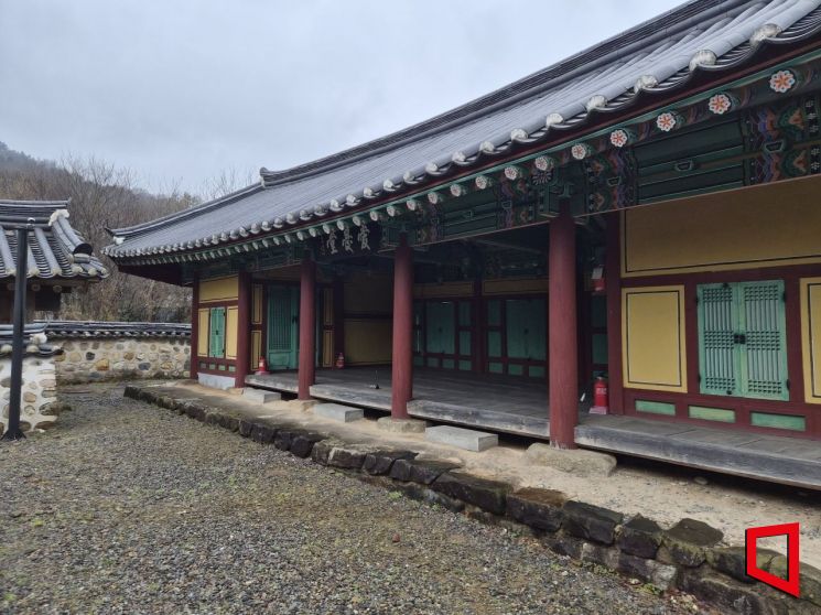 기묘사화로 전라남도 화순군으로 유배를 와서 사사를 받아 죽은 조광조 선생 유배지의 애우당 전경. 민현기 기자