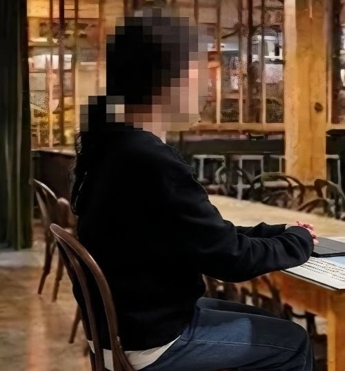 60계치킨 ‘철사 혼입’ 사건 피해자 A씨.