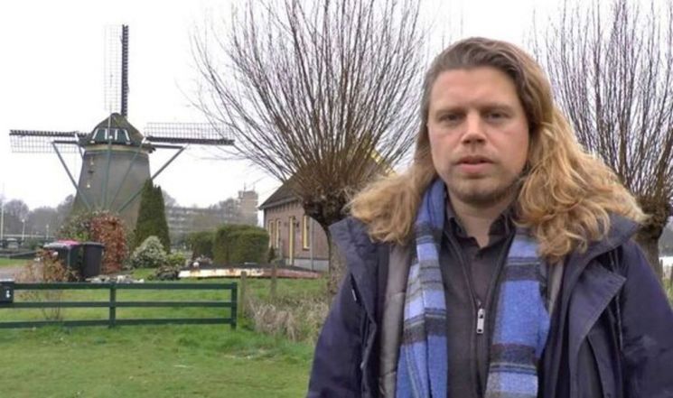 네덜란드 헤이그 출신인 40대 음악가 조나단 제이콥 마이어는 수많은 정자 클리닉에 정자를 기증해 수백 명의 자녀가 있다고 주장했다. SNS