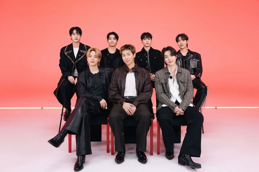 그룹 방탄소년단(BTS)이 완전체 앨범 '아리랑'(ARIRANG)을 20일 발표했다. 2022년 6월 앤솔러지 앨범 'Proof' 이후 3년 9개월 만의 신보다. 빅히트뮤직 제공