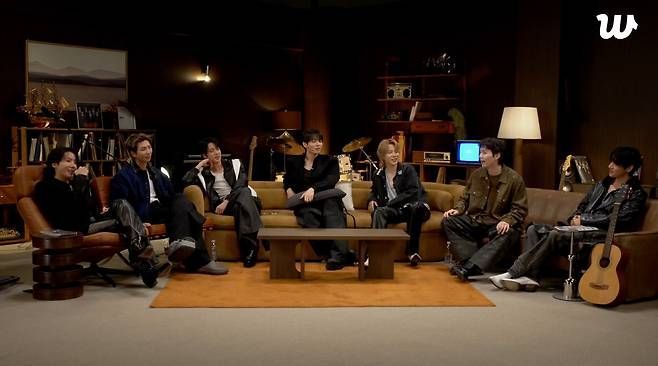 방탄소년단 라이브 화면 캡처. 위버스