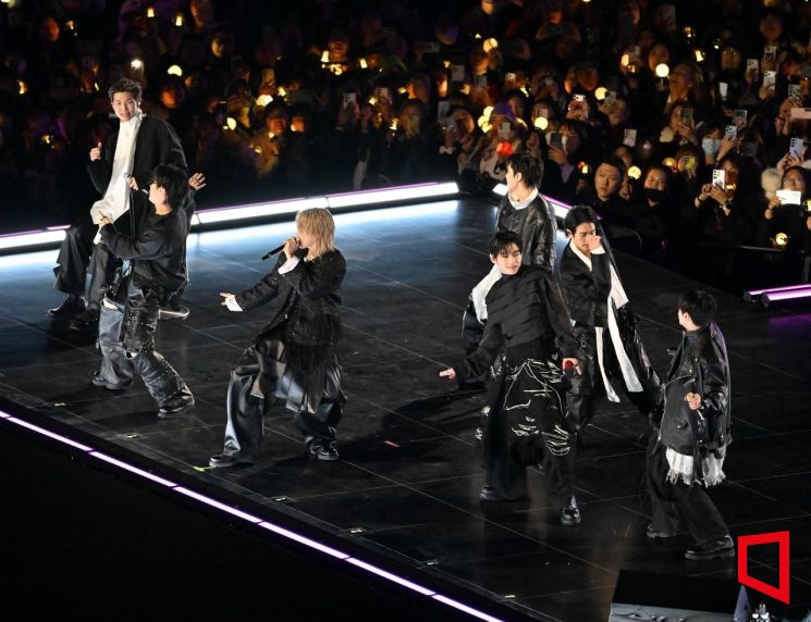 그룹 방탄소년단(BTS)이 21일 서울 광화문 광장에서 무료 복귀 공연'BTS컴백 라이브: 아리랑'(BTSTHECOMEBACKLIVE｜ARIRANG)을 펼쳐졌다. BTS의 RM, 진, 슈가, 제이홉, 지민, 뷔, 정국이 공연을 펼치고 있다. 2026.03.21. 사진공동취재단