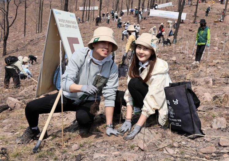 유한킴벌리 제공