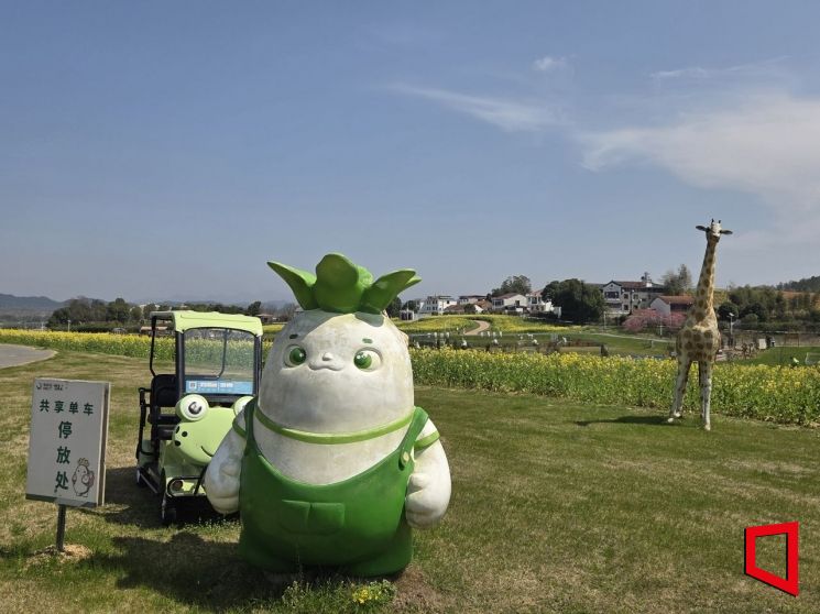 무(卜/Radish)를 테마로 운영하는 무우공사 전경. 농업·문화·관광을 결합한 복합형 농촌관광 단지로, 이 곳만의 자연 친화적인 체험과 풍경을 선사한다. 사진 김희윤 기자