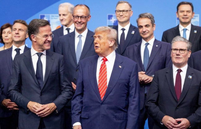 미국 정부의 동맹 경시 속에 자체 핵무장 논의를 이미 시작한 것으로 전해지고 있는 나토 동맹국들의 정상. EPA연합뉴스