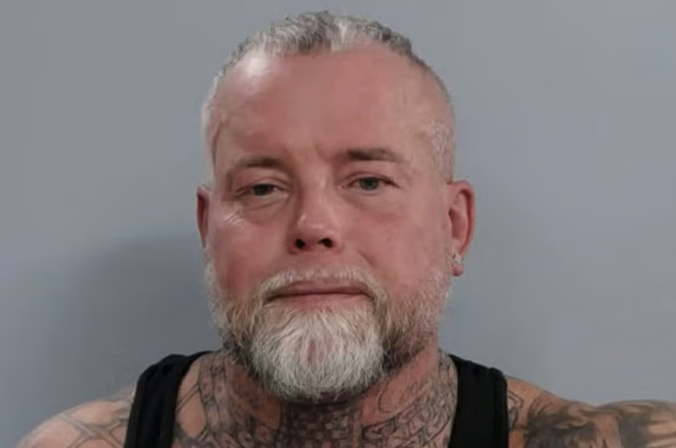 파워볼 당첨 후 3번째로 체포된 제임스 파딩의 머그샷. 미국 켄터키주 파이엣 카운티 구치소