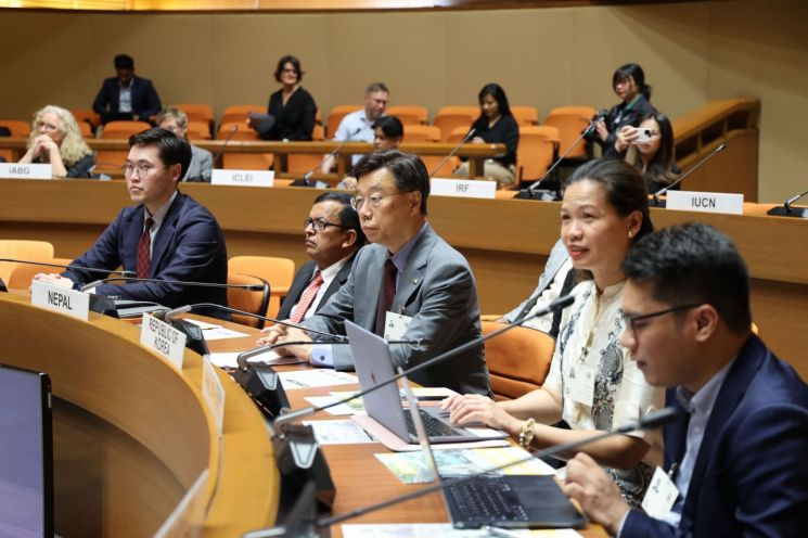 신상진 성남시장이 지난 3월 16일 태국 방콕 유엔컨퍼런스센터에서 열린 유엔지역개발센터(UNCRD) 지속가능교통(EST) 아시아지역 회의 개회식에 참석하고 있다. 성남시 제공