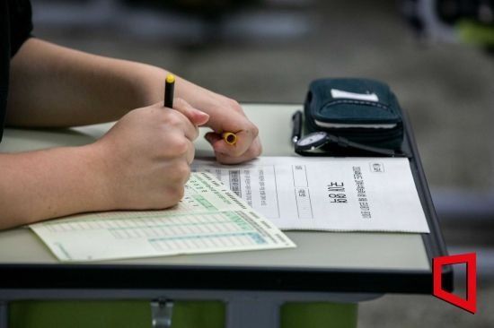 서울 여의도고등학교에서 학생들이 9월 모의고사를 치르고 있다. 사진=사진공동취재단
