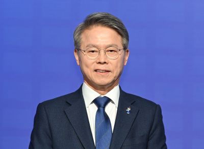 지난달 31일 광주 서구 KBS광주총국 공개홀에서 열린 더불어민주당 전남광주특별시장 경선 방송토론회에서 민형배 경선 후보가 발언하고 있다. 연합뉴스