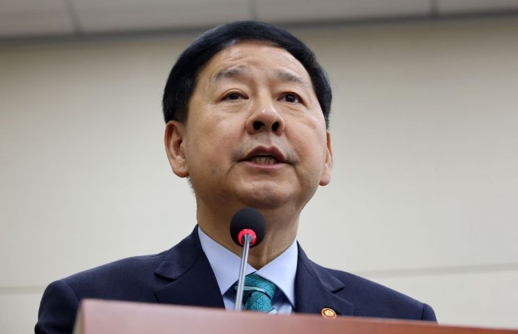 구윤철 부총리 겸 재정경제부 장관이 2일 국회에서 열린 재정경제기획위원회 전체 회의에서 발언하고 있다. 연합뉴스