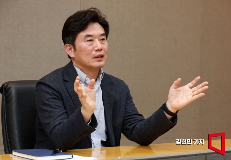 유현호 효성중공업 팀장이 서울 마포구 사옥에서 아시아경제와 인터뷰하고 있다. 2026.4.3 김현민 기자