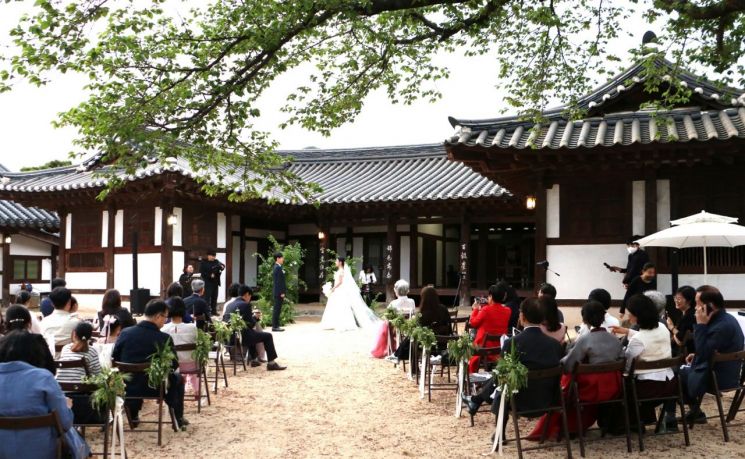 지난해 나주목사내아에서 열린 공공작은결혼식. 나주시 제공