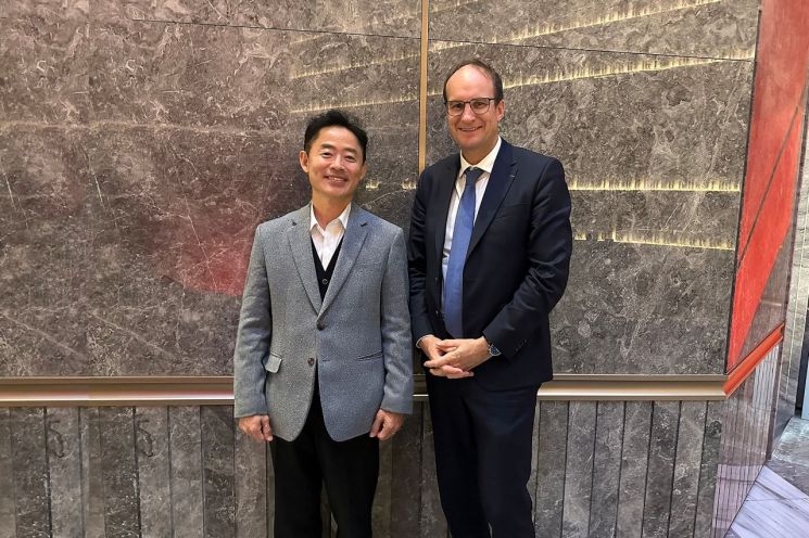 엔켐, 베르코와 전략 협력 점검…유럽 전해액 공급망 강화