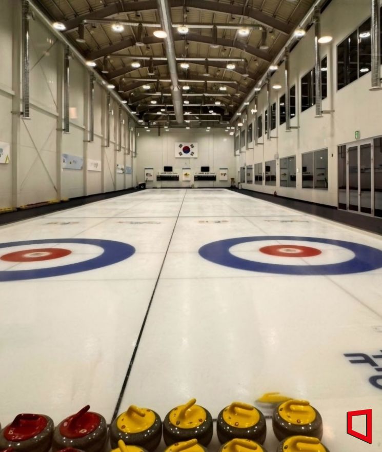 의성여고 컬링장 내부