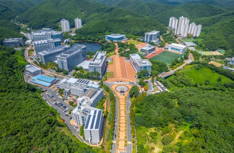 “조선업도 AI로 짓는다”… UNIST, 초거대 산업 AI 개발 본격화