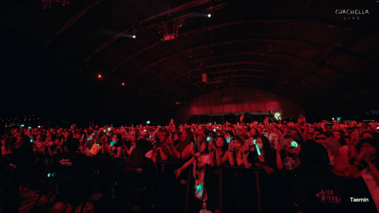 Audience watching Taemin's 'Coachella' performance held on the 11th (local time) at the Mojave Stage in Indio, California, USA. Provided by Galaxy Corporation