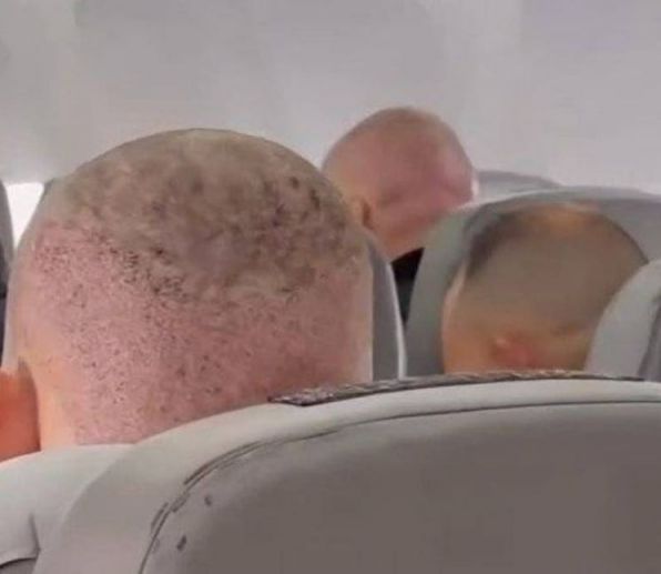 2024년 튀르키예에서 모발이식을 받고 떠나는 승객들을 촬영한 모습. 인스타그램 캡처