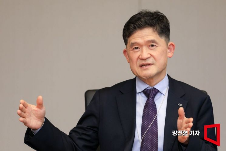 Paik Chaeyoon, Head of Basic Technology Research Group at LS Electric, is being interviewed on the 13th at the LS Electric Global R&D Campus in Anyang, Gyeonggi Province. Photo by Kang Jinhyung