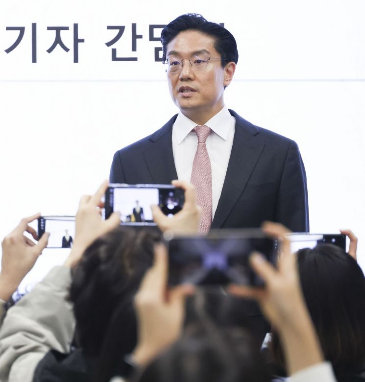 전인석 삼천당제약 대표가 지난 6일 서울 서초구 삼천당제약 본사에서 열린 기자간담회에서 발언하고 있다. 연합뉴스