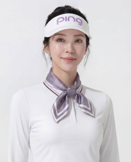 핑골프 GLE4 드라이버나 아이언을 구매하면 선착순으로 여성용 스카프를 증정한다. 핑골프 제공