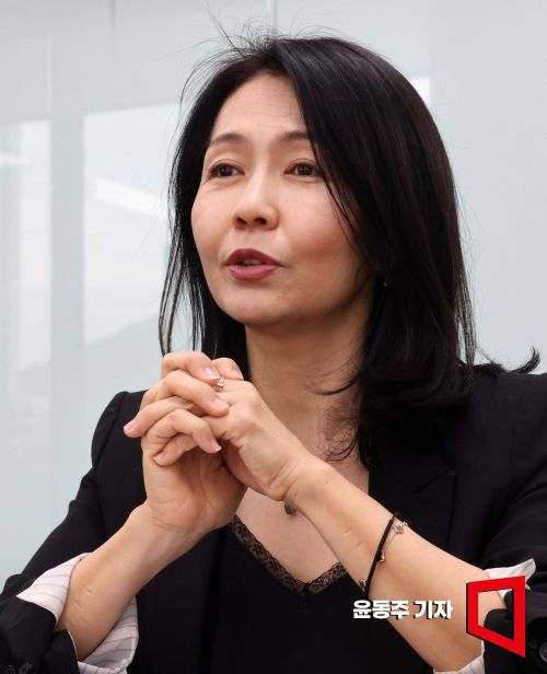 김희진 신한은행 S&T센터장이 아시아경제와 인터뷰를 하고 있다. 윤동주 기자